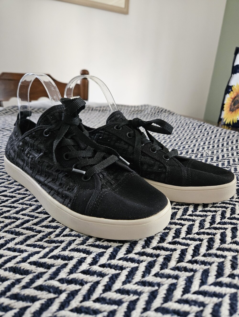 KOOLABURRA by Ugg Black Woven Canvas Skate Sneakers: Women's Size 10.5